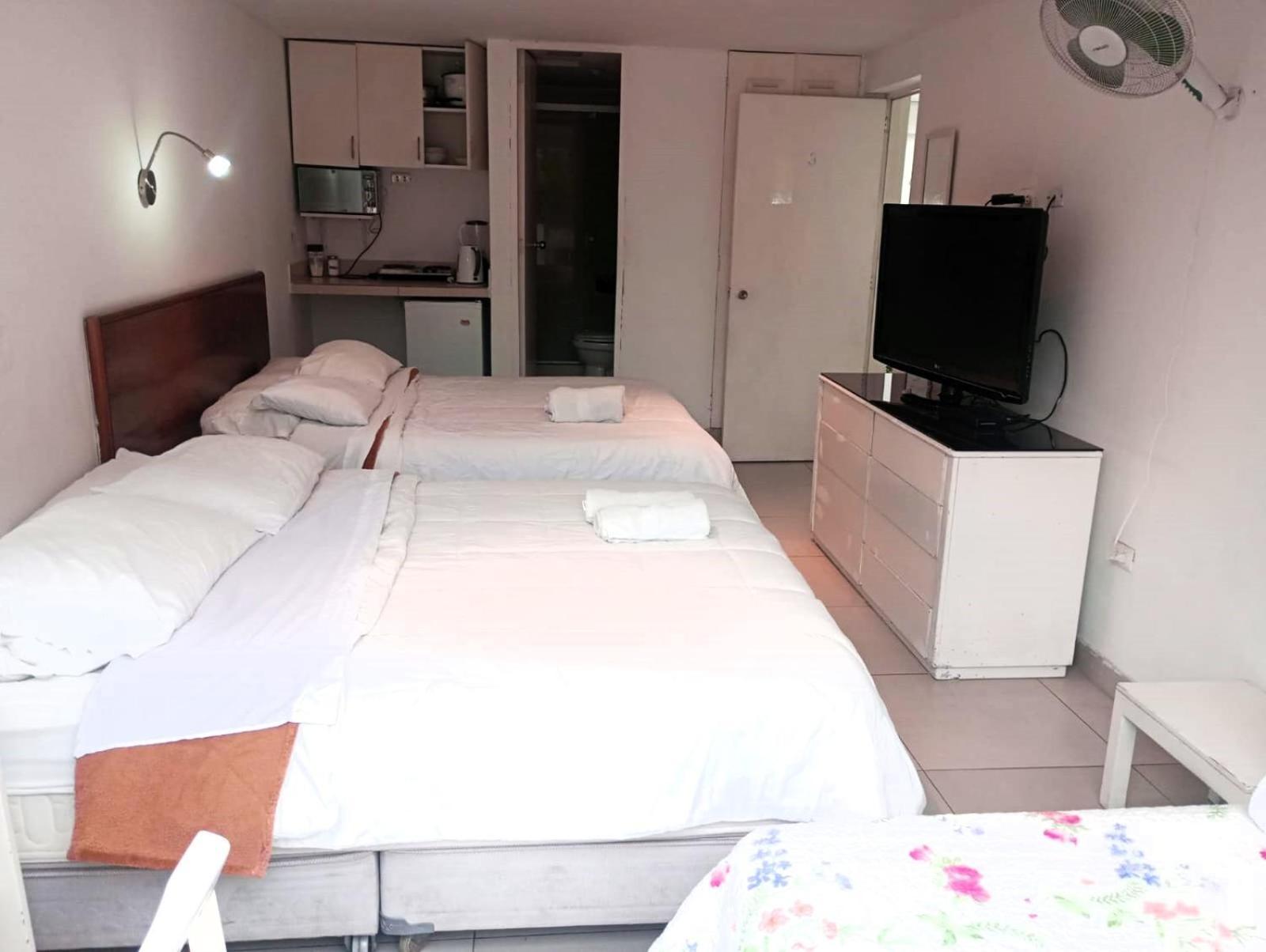 Monterrico Suites Hotel リマ エクステリア 写真