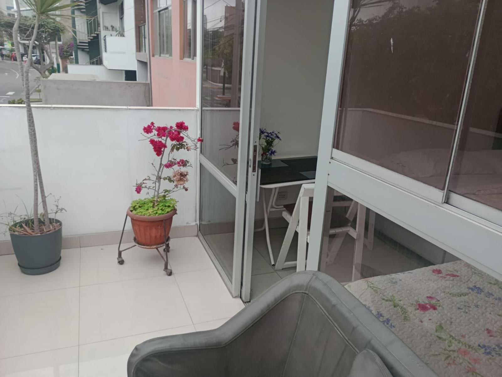 Monterrico Suites Hotel リマ エクステリア 写真